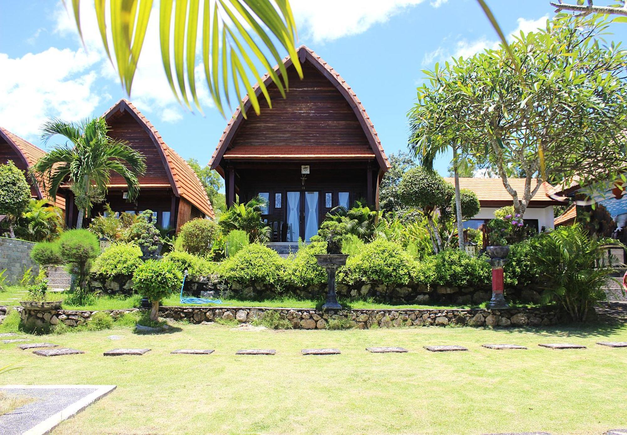 Reynten Hill Resort Batununggul Exterior foto