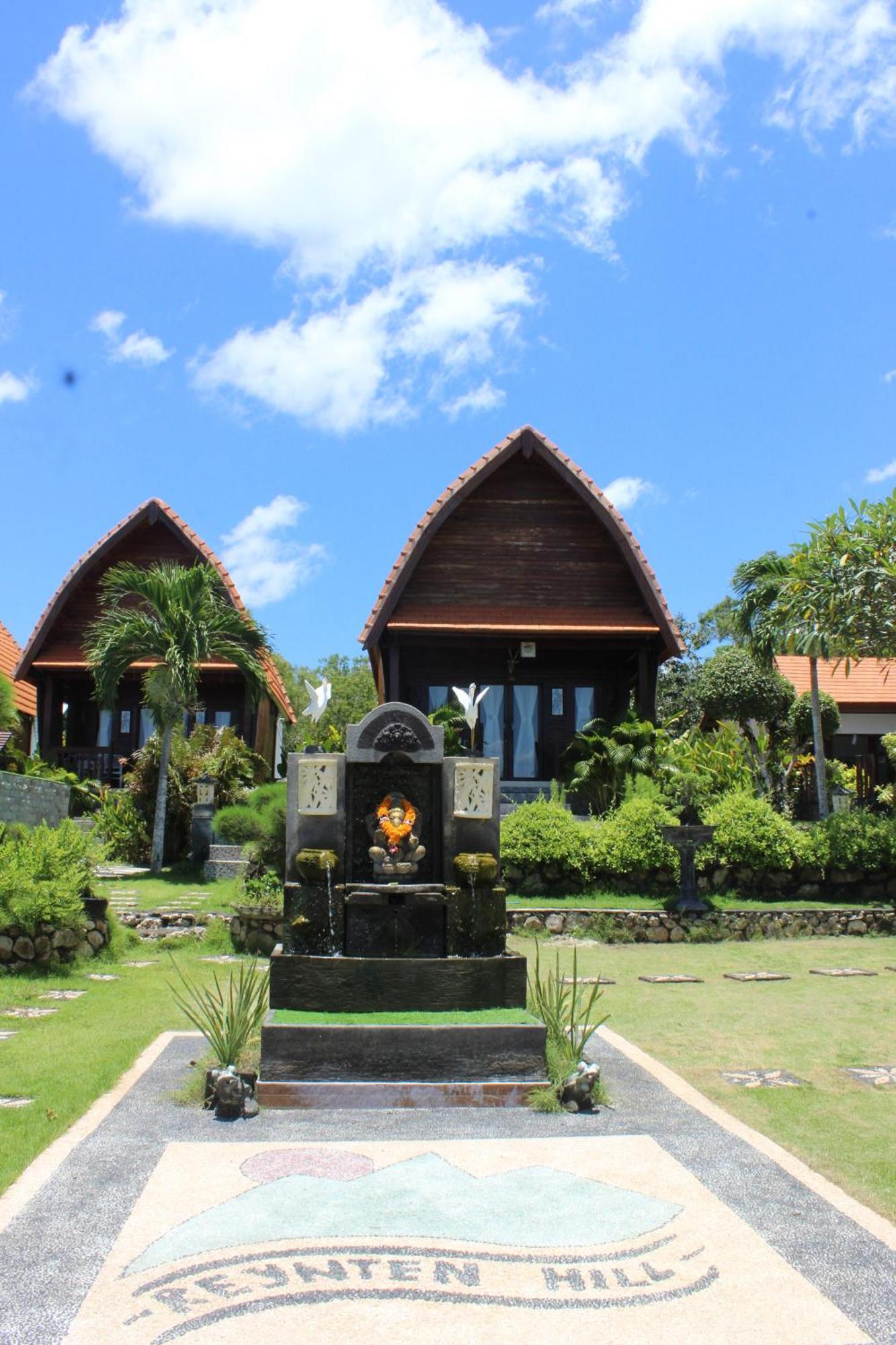 Reynten Hill Resort Batununggul Exterior foto