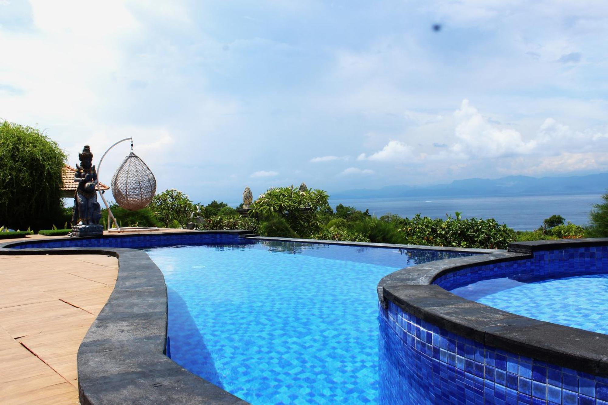 Reynten Hill Resort Batununggul Exterior foto